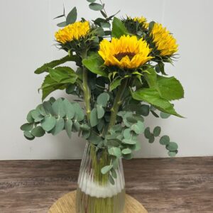 Zonnebloemen met vaas - vers uit eigen kwekerij